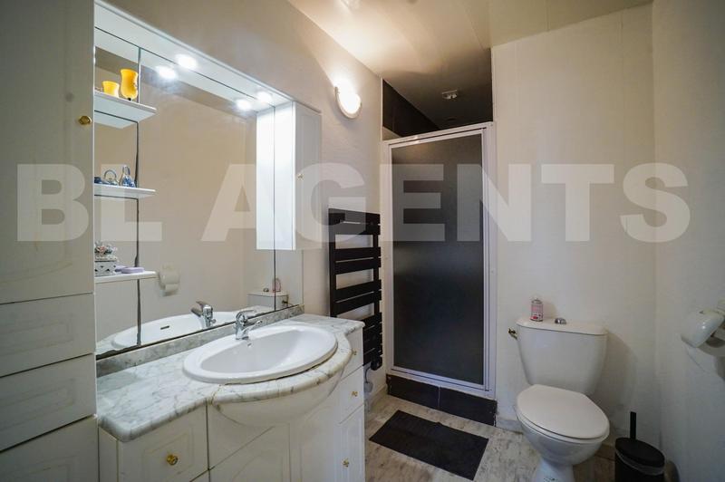 Villa - 180 m² - 7 pièces