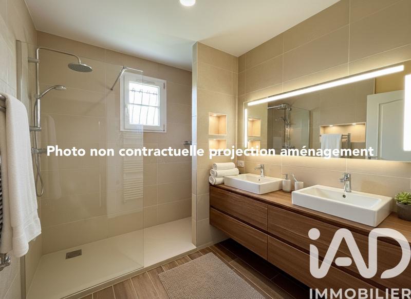 Maison - 95 m² - 5 pièces