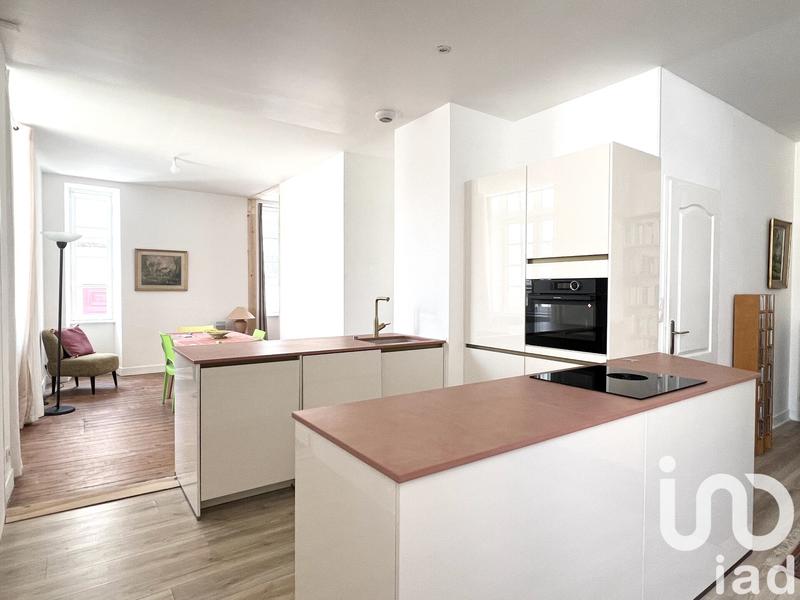 Appartement - 102 m² - 4 pièces