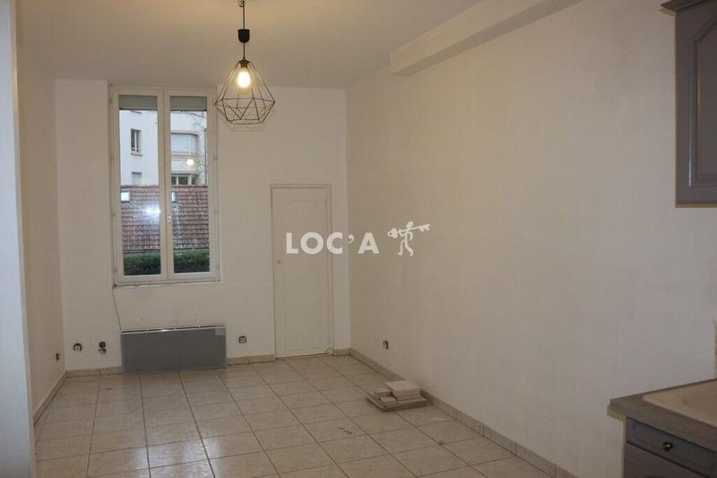 Studio - 25 m² - 1 pièce