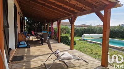 Maison - 140 m² - 5 pièces