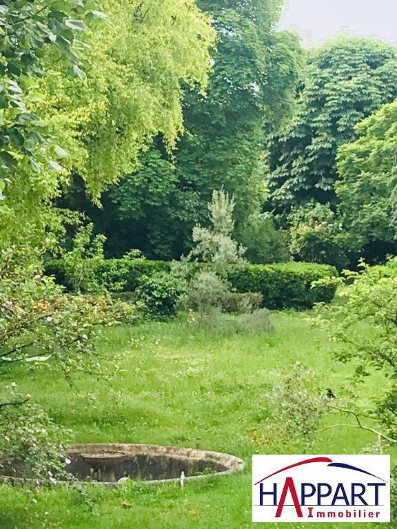 Maison - 230 m² - 10 pièces