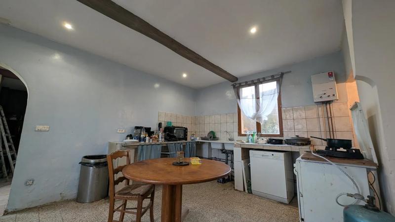 Maison - 187 m² - 4 pièces