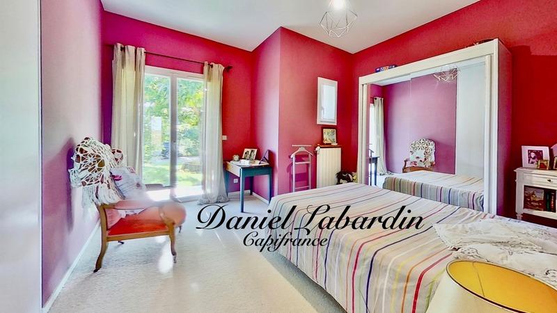 Villa - 188 m² - 6 pièces