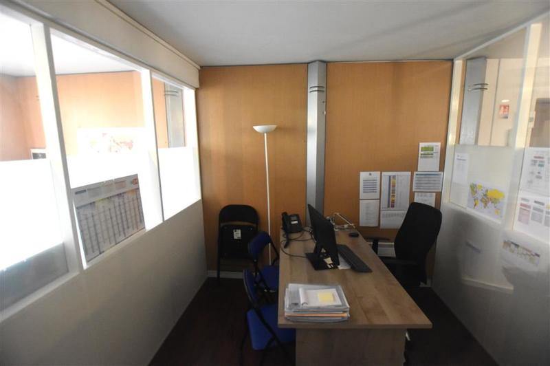 Bureau - 87 m²