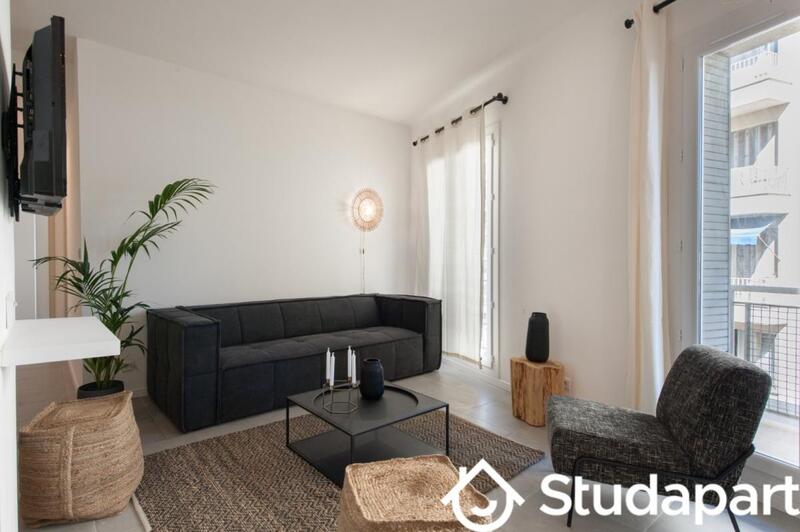 Chambre - 13 m² - 1 pièce