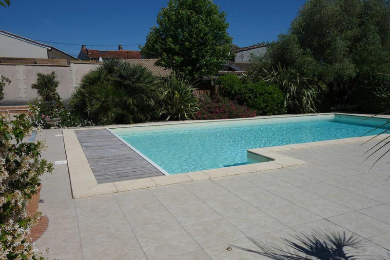 Maison - 258 m² - 6 pièces