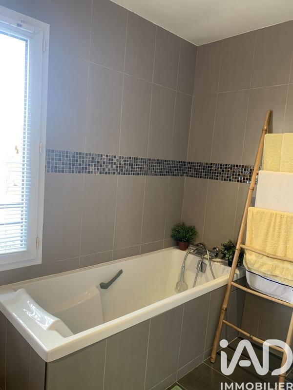 Maison - 120 m² - 4 pièces