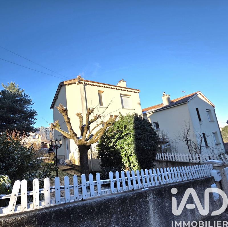 Maison - 76 m² - 4 pièces