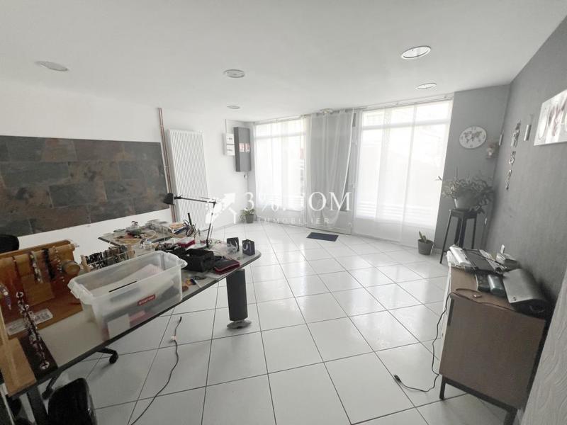 Maison - 181 m² - 8 pièces