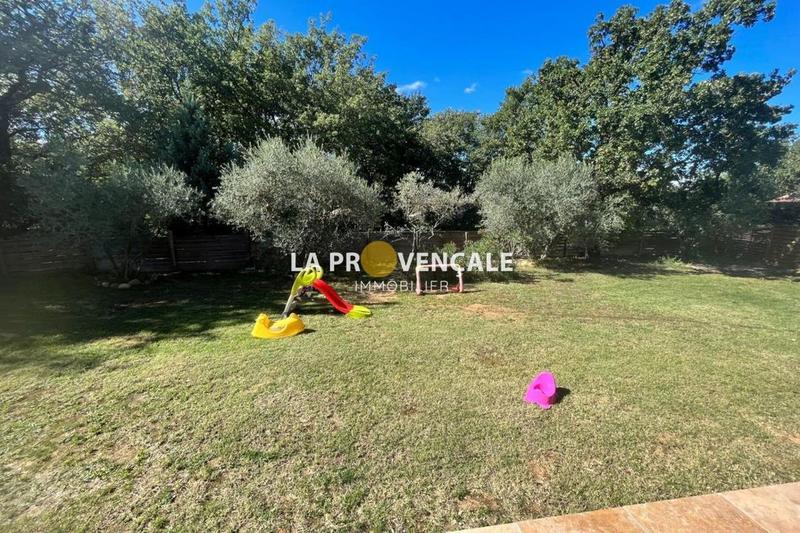 Maison traditionnelle - 200 m² - 7 pièces