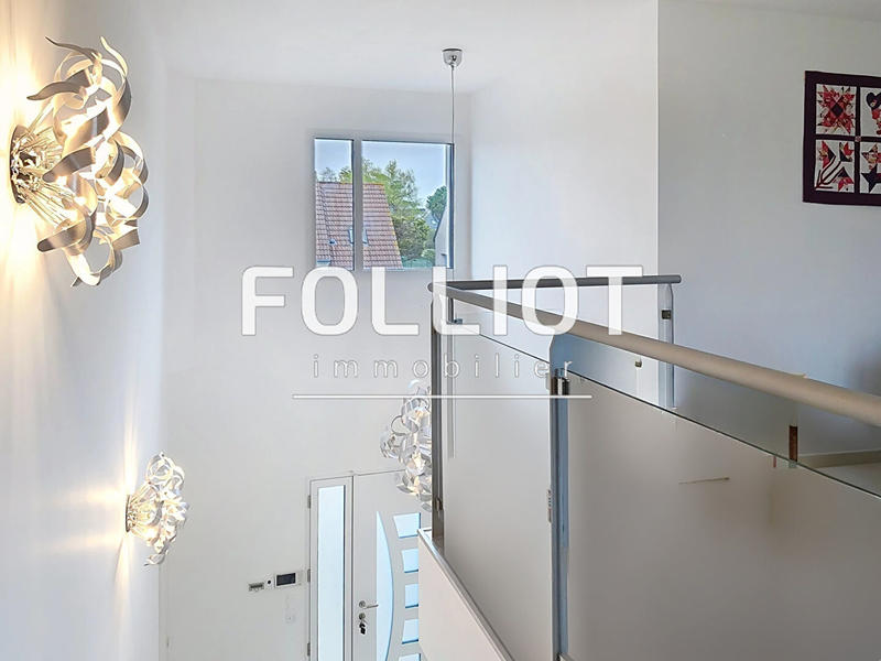 Maison - 193 m² - 7 pièces