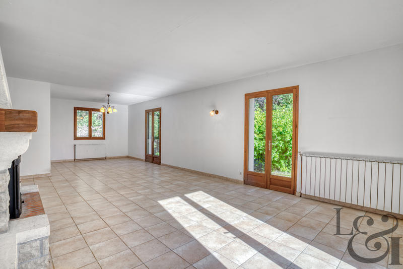 Maison - 141 m² - 5 pièces