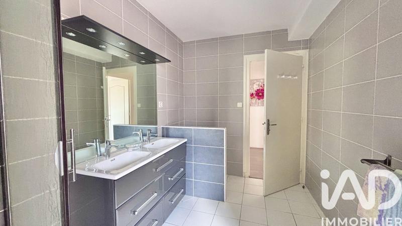 Appartement - 129 m² - 5 pièces