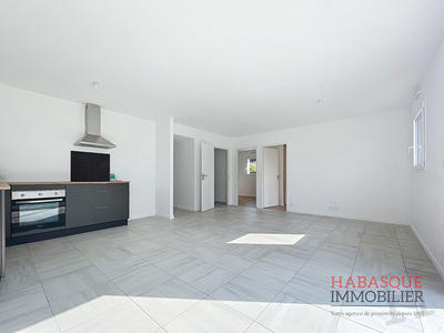 Maison - 65 m² - 4 pièces