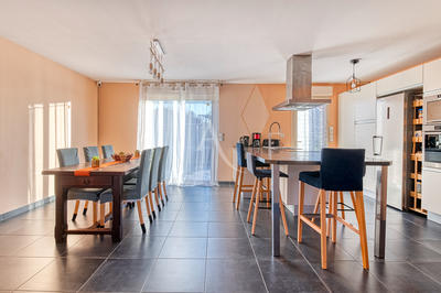 Maison - 108 m² - 6 pièces