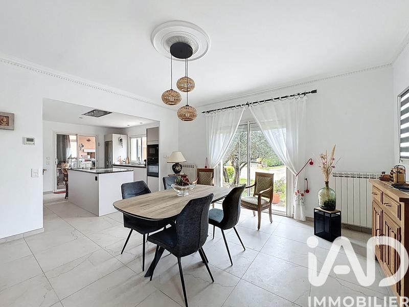 Maison - 136 m² - 4 pièces