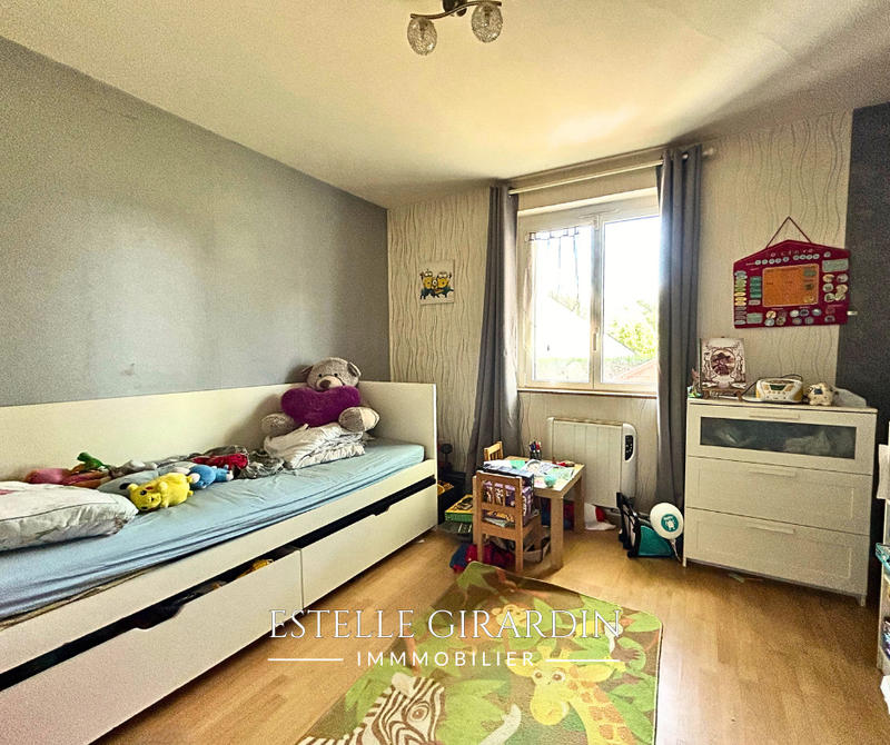 Maison - 93 m² - 4 pièces