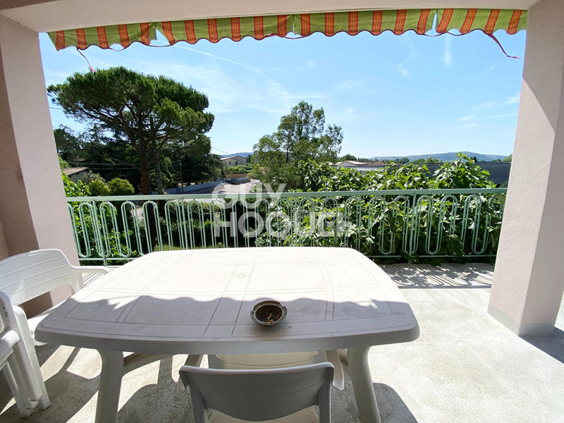 Maison - 247 m² - 6 pièces