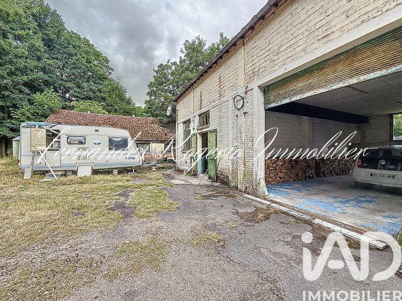 Maison - 196 m² - 8 pièces