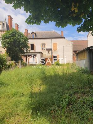 Maison - 200 m² - 13 pièces