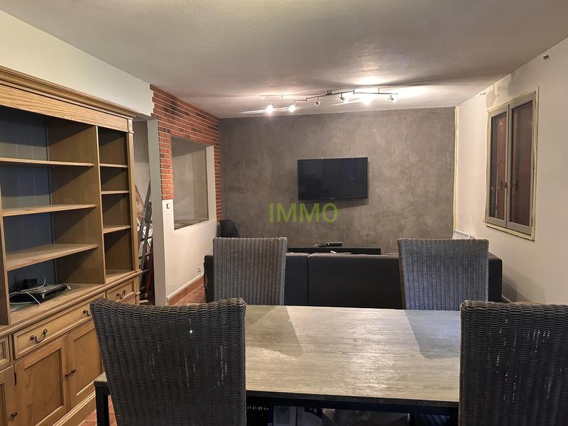 Maison jumelée - 94 m² - 4 pièces