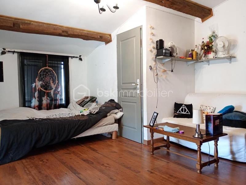 Propriété - 244 m² - 10 pièces