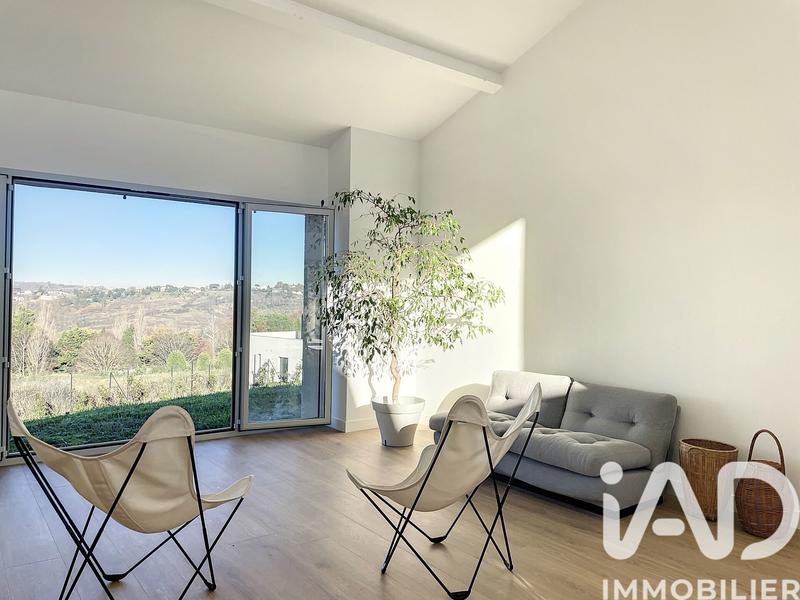 Maison - 228 m² - 7 pièces