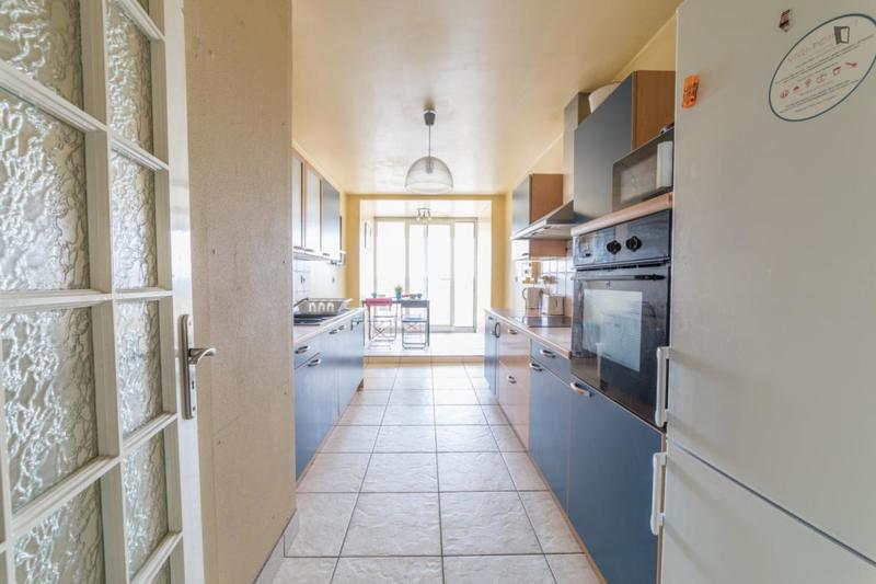 Chambre - 15 m² - 4 pièces