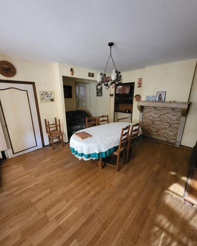 Maison ancienne - 113 m² - 6 pièces