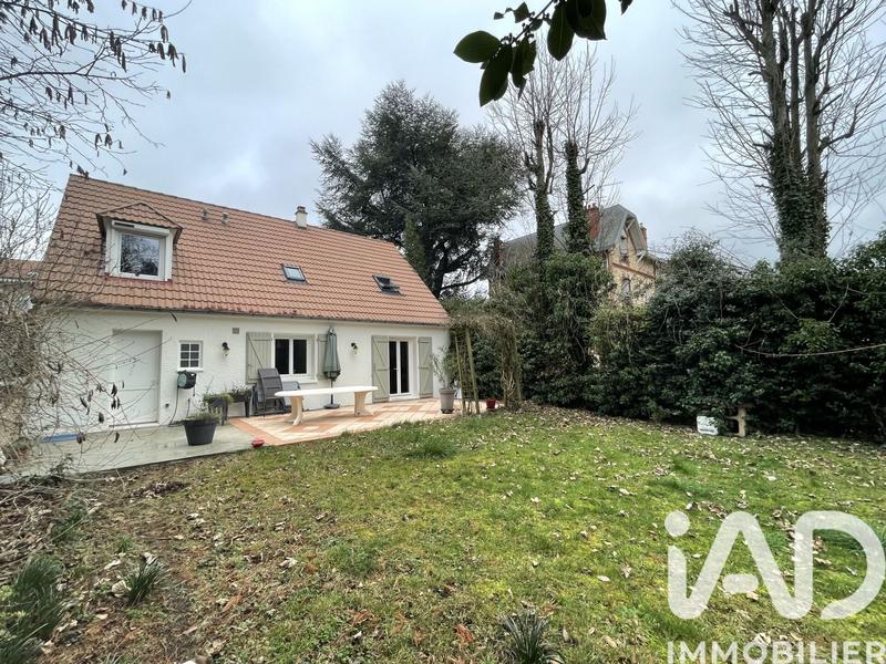 Maison - 105 m² - 5 pièces