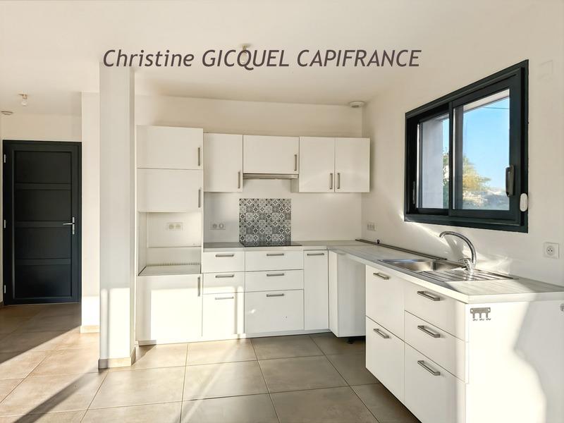 Maison - 92 m² - 4 pièces