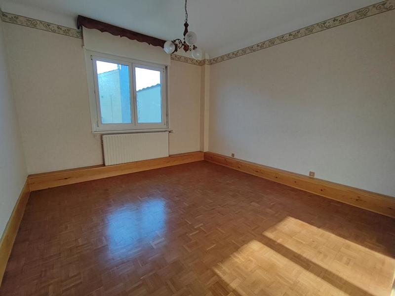 Maison - 282 m² - 10 pièces