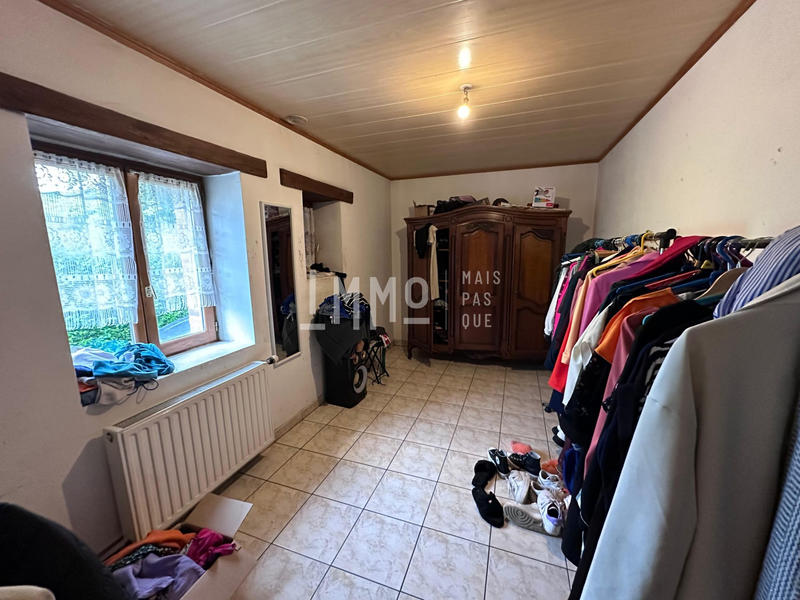 Maison - 220 m² - 8 pièces