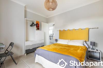 Appartement - 135 m² - 6 pièces