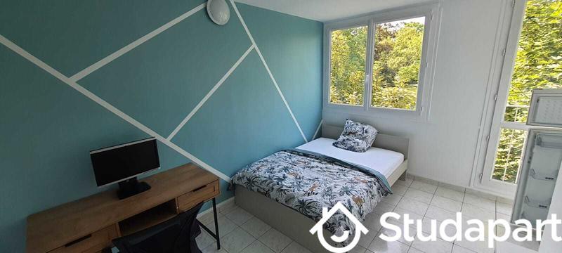 Chambre - 14 m² - 1 pièce