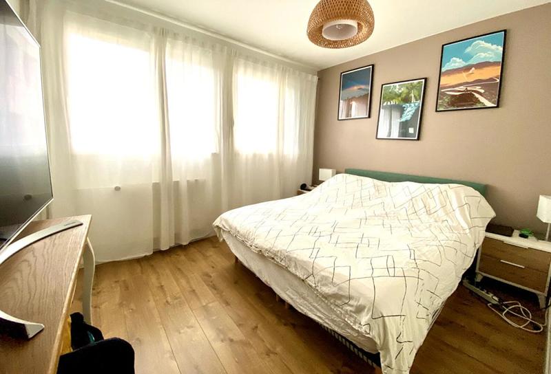 Appartement - 77 m² - 4 pièces