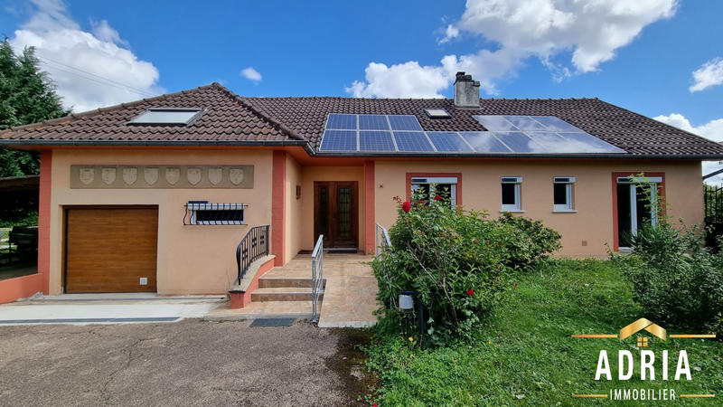 Maison - 150 m² - 8 pièces