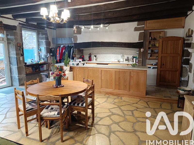 Maison - 118 m² - 4 pièces