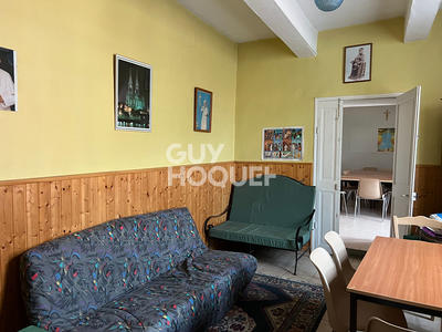 Maison - 280 m² - 6 pièces