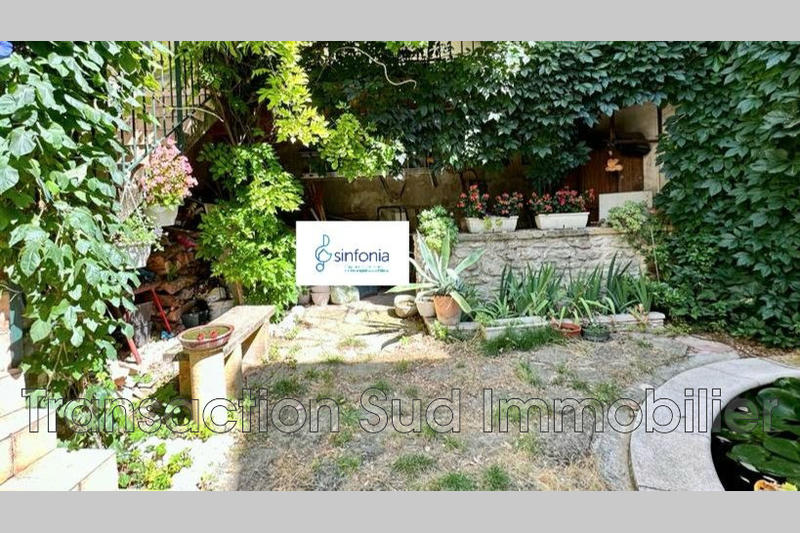 Demeure - 106 m² - 5 pièces