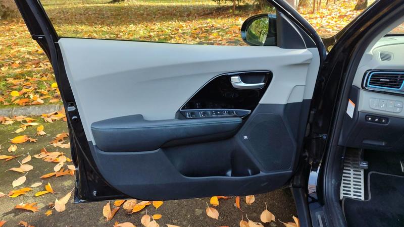 Kia Niro 1.6 GDi 141 Hybrid 2wd Dct6 105 Premium Business - Première main