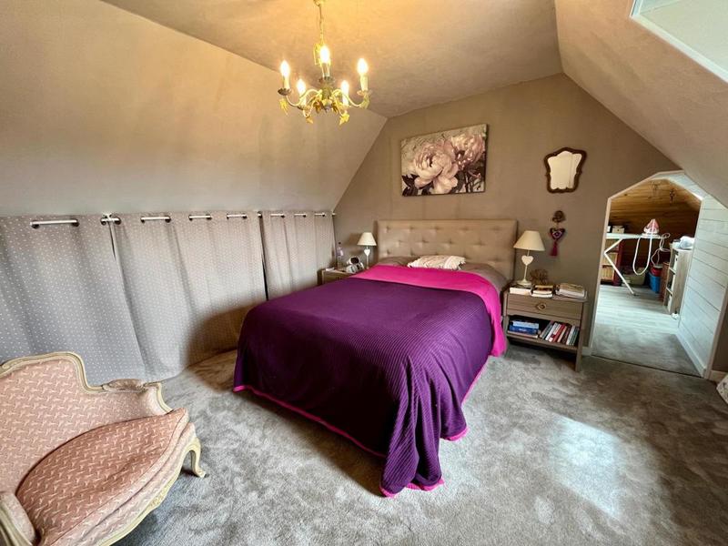 Maison - 171 m² - 7 pièces