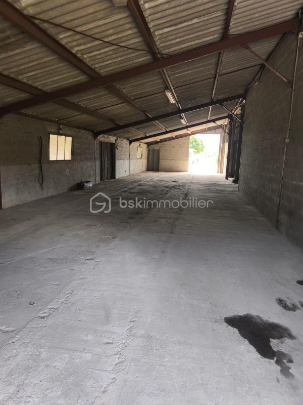 Maison - 315 m² - 3 pièces