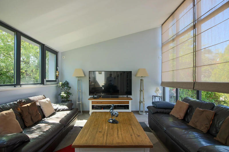 Maison - 143 m² - 5 pièces