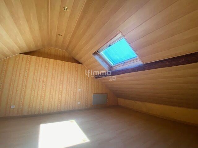 Duplex - 94 m² - 5 pièces