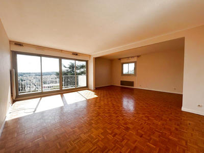 Appartement - 114 m² - 5 pièces