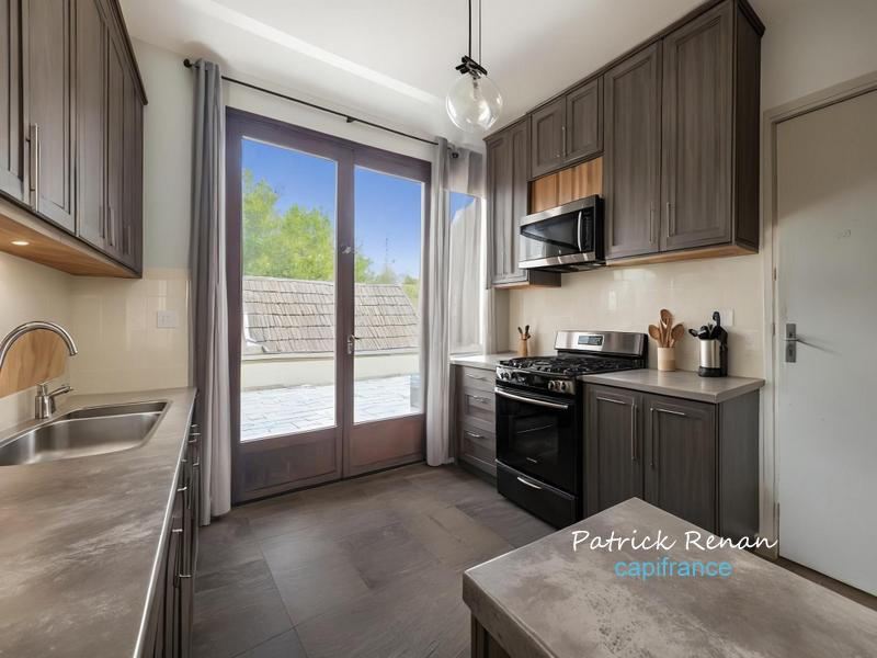 Maison - 140 m² - 6 pièces