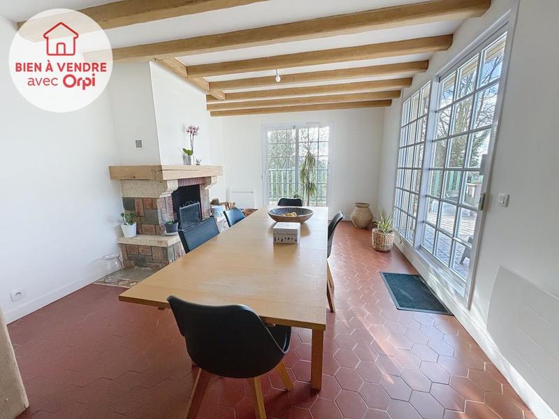 Maison - 197 m² - 8 pièces