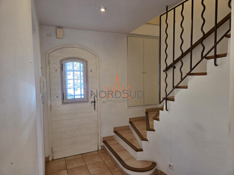 Villa - 90 m² - 4 pièces